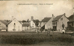 Vieux Charmont Route De Brognard (cpa animée à Brognard