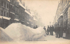 Pontarlier La Grande Rue En Hiver à Pontarlier