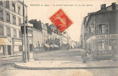 Roanne En 1904 La Place Saint-Jean Et La Rue Brison (cliché pas courant à Roanne