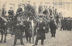 Nancy Fete De La Vigne Et Du Houblon Char Du Travail à Nancy