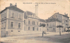 Bellegarde Hotel De Ville Et Ecole De Garcons