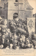 Querrien La Procession Le Jour Du Pelerinage