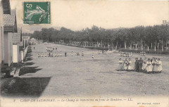 Camp De Sathonay Le Champ De Manoeuvres Au Front De Bandiere