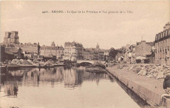 Rennes Le Quai De La Prevalaye Et Vue Generale De La Ville à Rennes