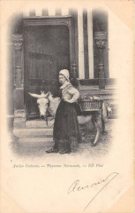 Ancien Costume Paysanne Normande (dos non divisé)