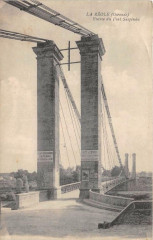 La Reole Entree Du Pont Suspendu