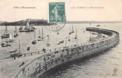 Saint Malo Le Mole Des Noires -
																					35400 Saint-Malo
																			