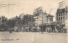 Place Blanche à Paris 9e