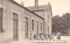 Grand Pressigny L'Ecole Des Filles