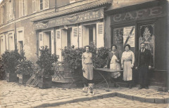 Carte Photo Nogent De Rotrou Cafe Des Halles Ledoux -
													28 Eure et Loir
												