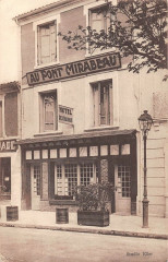 Royan Au Pont Mirabeau Hotel Restaurant 192 Rue Republique à Royan