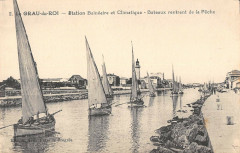 Grau Du Roi Bateaux Rentrant De La Peche -
													30 Gard
												