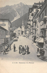 Chamonix Et Le Brevent