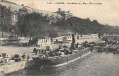 Paris La Seine Au Port Saint Nicolas à Paris
