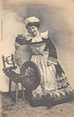 Une Pont Avenaise à Pont-Aven