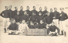 Carte Photo Groupe De Militaires Au Camp De Souges -
													33 Gironde
												