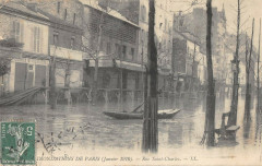 Carte postale ancienne Inondations de Paris (Janvier 1910) - Rue Saint-Charles
                                                                     à Paris 15e
                                