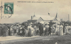 Fort Mahon Plage Sortie De Messe A La Chapelle Sainte-Marie à Fort-Mahon-Plage