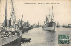 La Pallice Vapeur Sortant Du Bassin