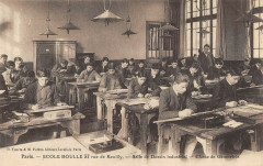 Ecole Boulle 57 Rue de Reuilly - Salle de Dessin industriel - Classe de Géométrie à Paris 12e