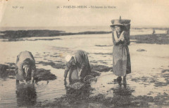 Port En Bessin Pecheuses De Moules