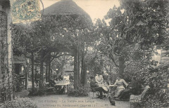 Carte postale ancienne Val d'Aulnay - La Vallée aux Loups - Intérieur du Restaurant Charles
                                                                     à Châtenay-Malabry
                                