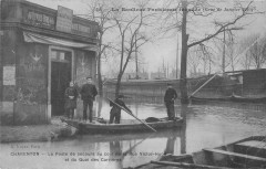 Banlieue Inondee 1910 Charenton Le Poste De Secours Coin Hugo Carrieres -
													94 Val de Marne
												