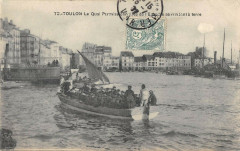 Toulon Le Quai Permissionnaires De L'Escadre Se Rendant A Terre à Toulon