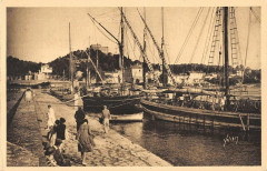 Porquerolles Le Port Et La Jetee