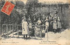 Souvenir De Notre Dame Des Anges Pelerins Buvant De L'Eau De La Source -
													93 Seine Saint Denis
												