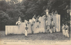 Joinville Ecole De Gmnastique Le Passage Du Mur