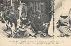 Compiegne Fetes De Jeanne D'Arc Voitures Dames De La Cour à Compiègne