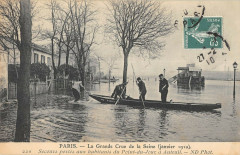 La Grande Crue de la Seine (janvier 1910) - Secours portés aux habitants du Point-du-Jour à Auteuil à Paris 16e