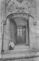 Mantes Porte Du Tribunal -
													78 Yvelines
												