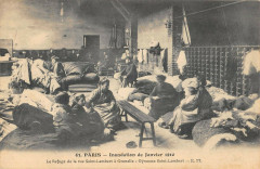 Inondation de Janvier 1910 - Le Refuge de la rue Saint-Lambert à Grenelle - Gymnase Saint-Lambert -
																					75015 Paris 15e
																			