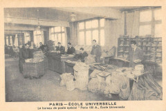 Carte postale ancienne Ecole Universelle - Le bureau de poste spécial
                                                                     à Paris 16e
                                