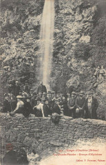 Gorges D'Ombleze La Grande Pissoire Groupe D'Alpinistes -
													26 Drôme
												