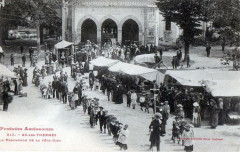 (Ax Les Thermes La Procession de la Fete Dieu (dos non divisé) Belle Cpa à Ax-les-Thermes