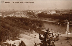 Paris 8e - La Seine vue du Palais à Paris 8e