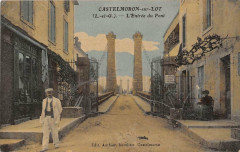 Castelmoron Surlot L'Entree Du Pont (cpa glacée