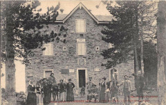 Chalet De Garde Du Canigou Arrivee D'Une Caravane -
													66 Pyrénées Orientales
												