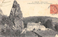 Avallon Roche Pointue Et Moulin Leger à Avallon