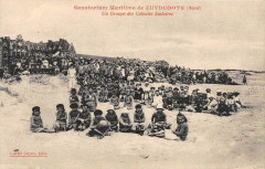 Sanatorium De Zuydcoote Un Groupe Des Colonies Scolaires à Zuydcoote