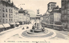 Grenoble La Place Notre Dame à Grenoble