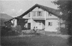 Maison Basque A Saint-Pee Sur Nivelle