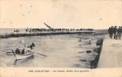 Palavas Le Canal Jetee Rive Gauche