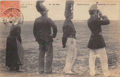 Cherbourgeois Observant Un Navire