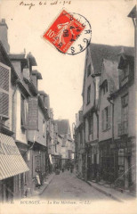 Bourges La Rue Mirebeau à Bourges