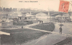 Ivry Pont Et Debarcadere