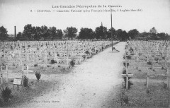 Suippes Cimetiere National à Suippes